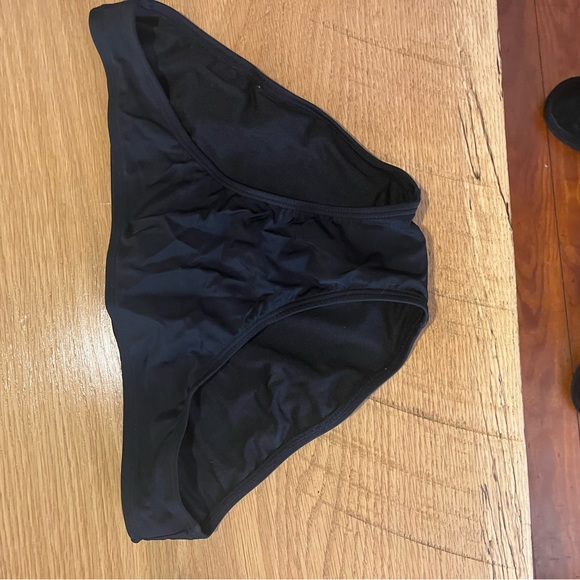 NWT Old Navy Bikini Bottom size M in black - Picture 3 of 4